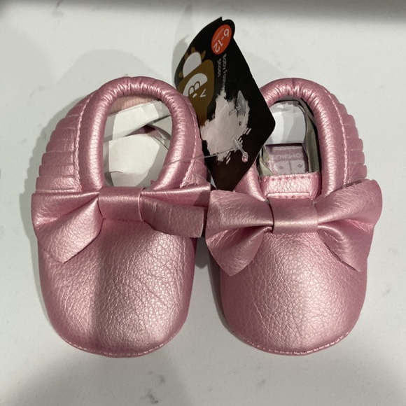 Romirus baby shoes Moccasins bows fringe 2 pairs NWT mint & shimmery pink size 2 - Picture 2 of 11